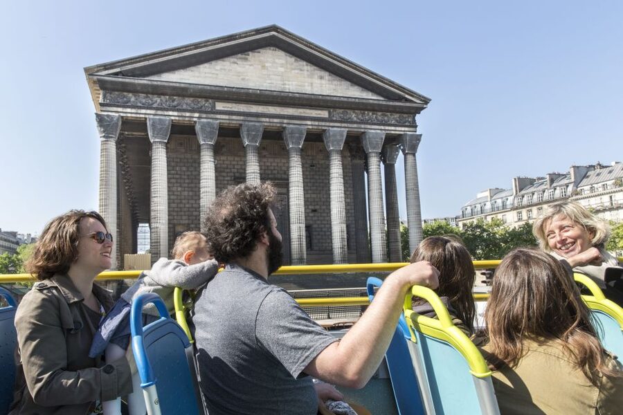 Paris: Hop-on Hop-off Bus Tour & Seine Cruise Bundle Tour - Eiffel Tower to the Bridges: How the Route Sets You Up for the Cruise