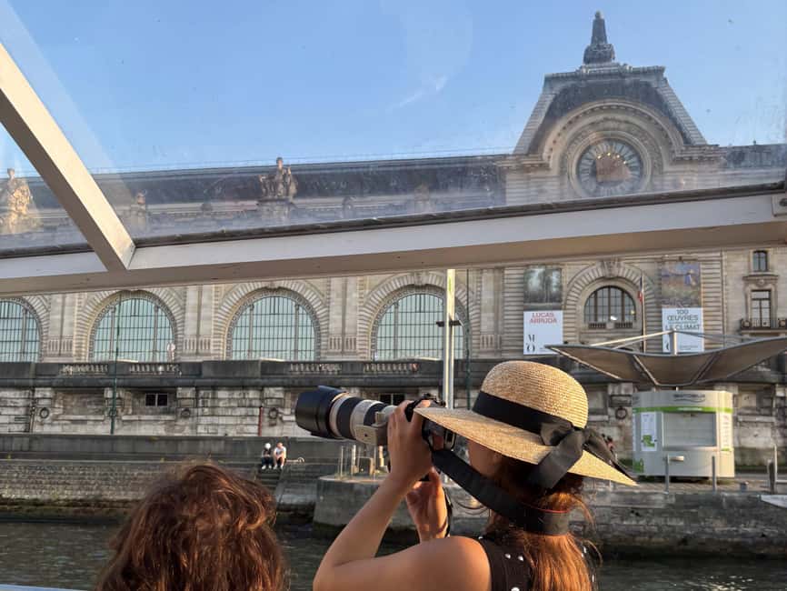 Paris: Hop-On Hop-Off Seine Cruise Pass with 9 Stops - Getting comfortable on the Batobus heated glass boat