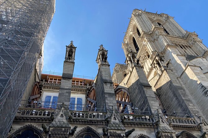 Paris: Île de la Cité and Notre-Dame Walking Tour With Crypt - Why Île de la Cité is the smartest place to start in Paris