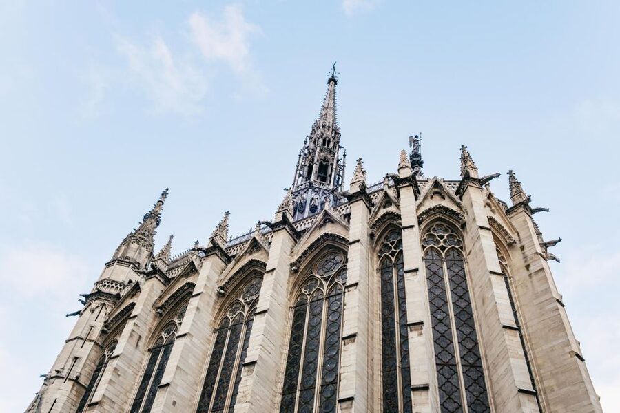 Paris: Ile de la Cité Walking Tour with Sainte-Chapelle - Meeting at Boutique Paris Today and getting your bearings fast