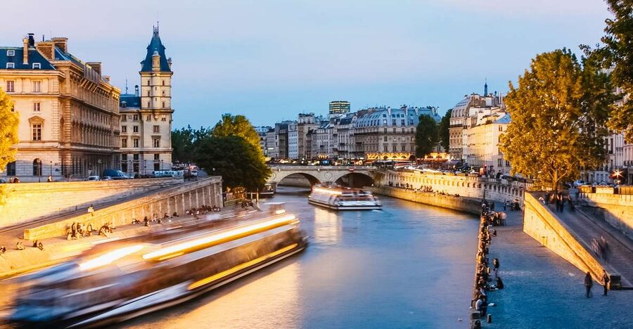 Paris: Illuminated Evening River Cruise & Waffle Tasting - The Illuminated Seine Route, Stop by Stop (What You’ll Actually See)