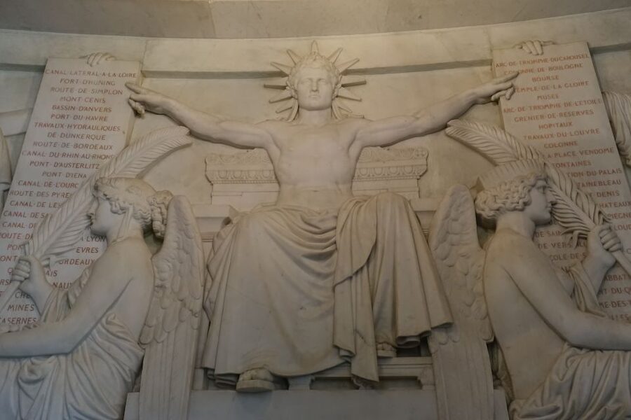 Paris: Invalides Dome - Skip-the-Line Guided Museum Tour - Entering the Invalides Courtyard and Learning Why It Exists