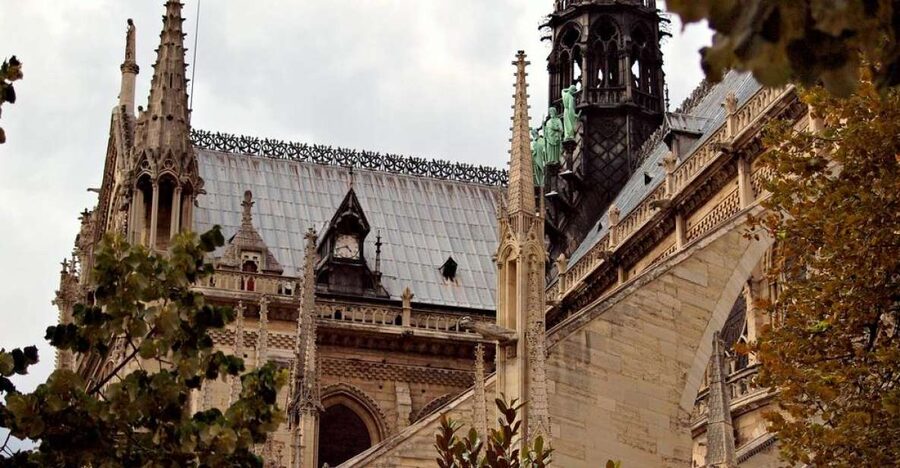 Paris Jewish History 2-Hour Private Guided Walking Tour - Entering Paris Jewish history via the Pletzl, Rue Pavée, and Marais