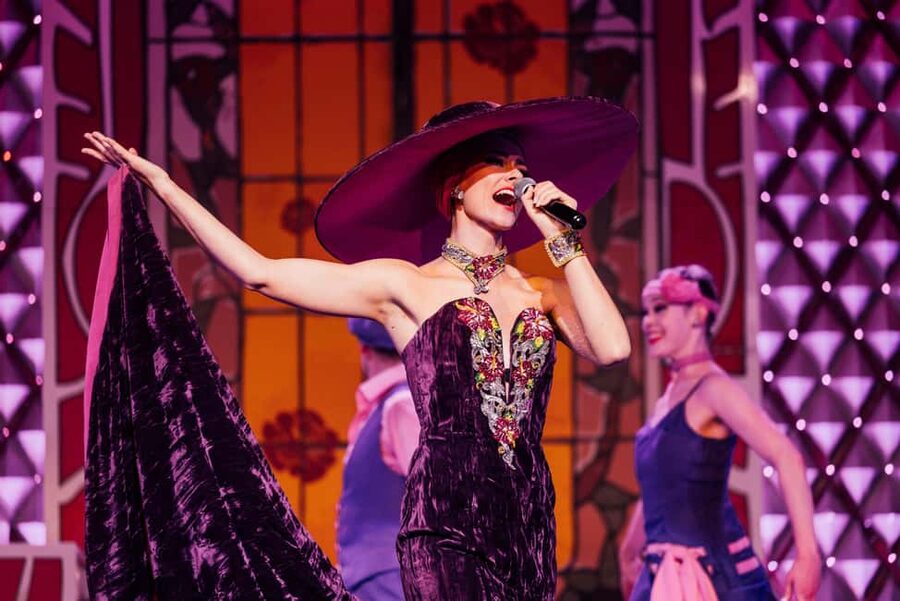 Paris: La Nouvelle Eve Cabaret Show with Champagne - Price and value: what you get for about $116