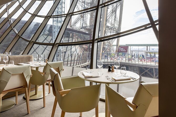 Paris Late Lunch at Eiffel Tower's Madame Brasserie Restaurant - The 3 or 4 course lunch: what you can expect on the menu