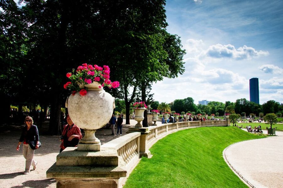 Paris Latin Quarter 2-Hour Private Walking Tour - A Latin Quarter walk that explains how Paris evolved