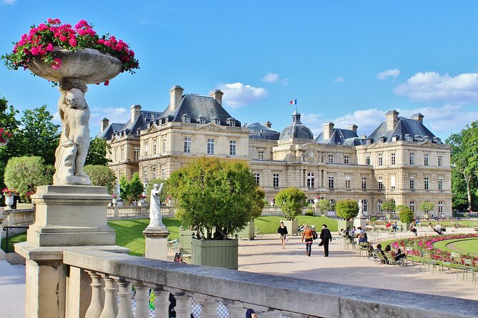 Paris - Latin Quarter Free Tour in English (Tip-Based) - Where you meet at Fontaine Saint-Michel and how to plan your timing