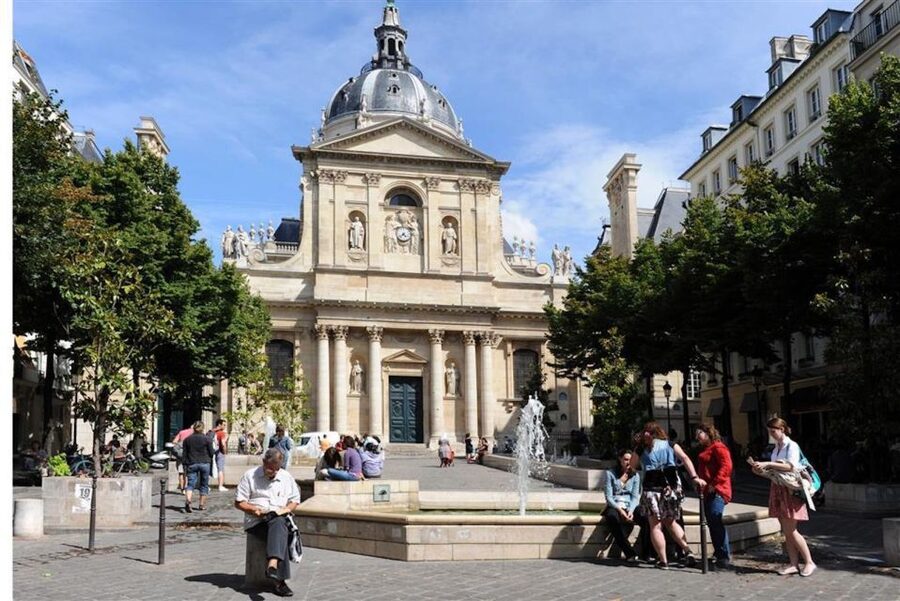 Paris: Latin Quarter Guided Walking Tour in German - Stepping into the Latin Quarter from Cardinal Lemoine