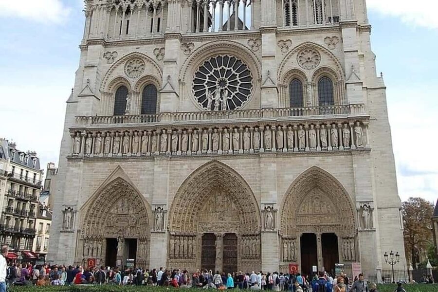 Paris: Latin Quarter Walking Tour - Pantheon and Saint-Julien-le-Pauvre, a quick history hit