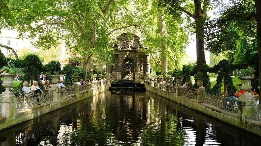 Paris: Latin Quarter Walking Tour with Local Guide - Optional Seine cruise upgrade: narrated river time, good for a year