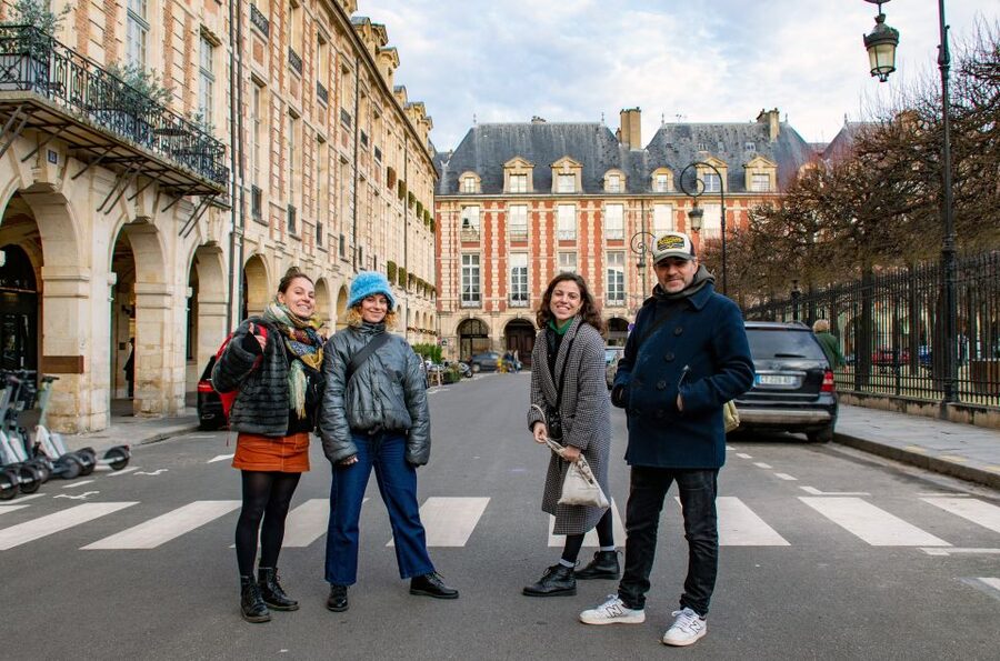 Paris Le Marais Walking Tour: Small Group Experience - Rue des Rosiers: Street-Level History With Personal Guide Talk