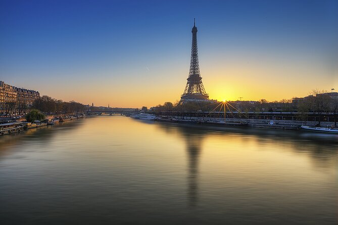 Paris Lights Evening Bus Tour with Eiffel Tower Summit Option - Comfort, Windows, and Rainy-Night Reality Checks