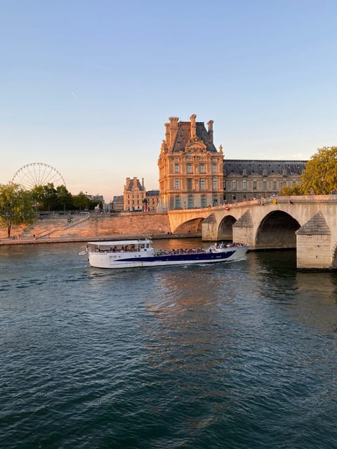 Paris: Live Guided Cruise with Crepe and Soft Drink - Why an electric Seine cruise with crêpe makes a great first Paris move