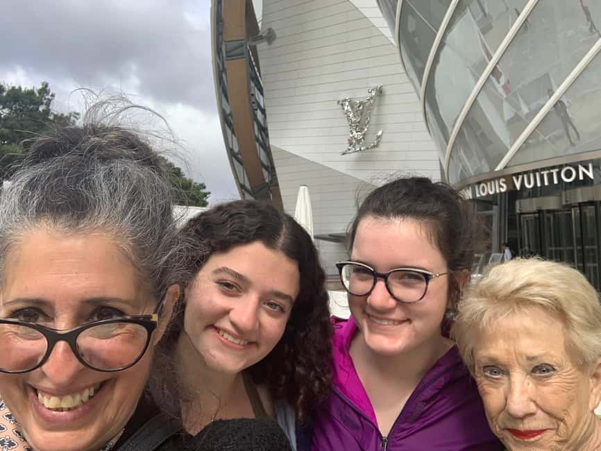Paris: Louis Vuitton Foundation Exterior Tour with Entry - VIP skip-the-line at Fondation Louis Vuitton: what you gain in 2 hours
