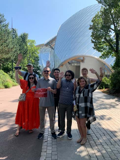 Paris: Louis Vuitton Foundation Exterior Tour with Entry - Price and value for a skip-the-line, entry-included art stop