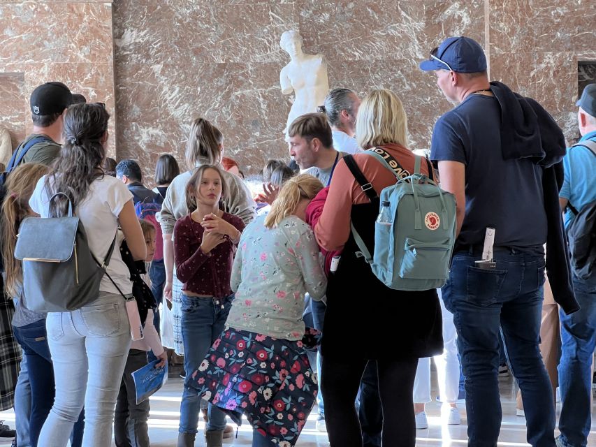 Paris Louvre: 2-Hour Private Tour for Groups or Families - Mona Lisa First: The Start Point That Sets Your Whole Visit