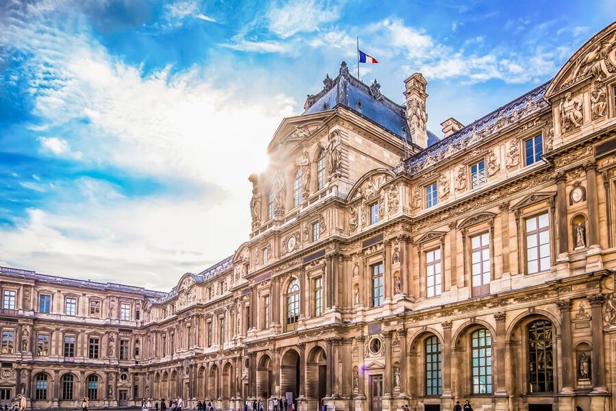 Paris: Louvre Guided Tour with Reserved Access & Boat Cruise - Key Takeaways Before You Go