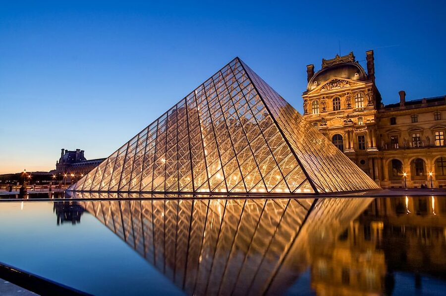 Paris: Louvre Guided Tour with Reserved Access & Boat Cruise - Mona Lisa, Venus de Milo, Winged Victory: The Highlights That Justify the Trip