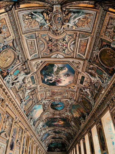Paris: Louvre Guided Tour with Skip-the-Line Entry Tickets - Mona Lisa and Winged Victory: why these stops matter