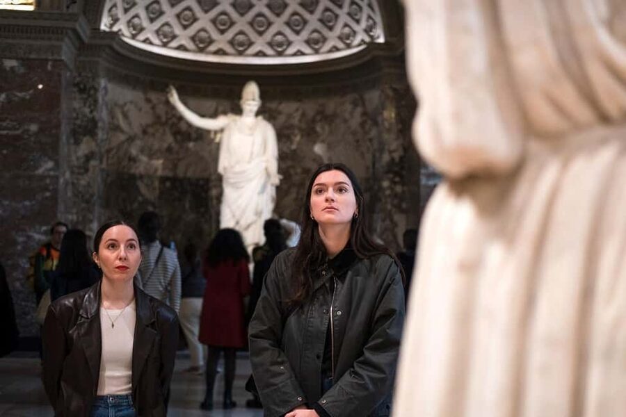 Paris: Louvre Masterpieces Tour with Pre-Reserved Tickets - After the tour: keep exploring with your pre-reserved tickets