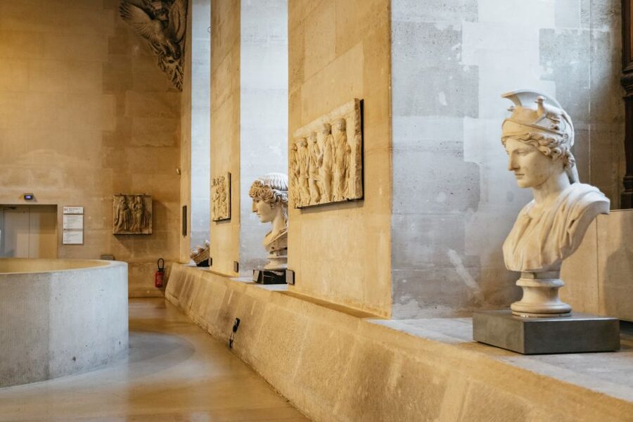 Paris: Louvre Museum Entry Ticket With Host and River Cruise - Price and Value: Is $100 Fair for Louvre Entry Plus a Cruise?