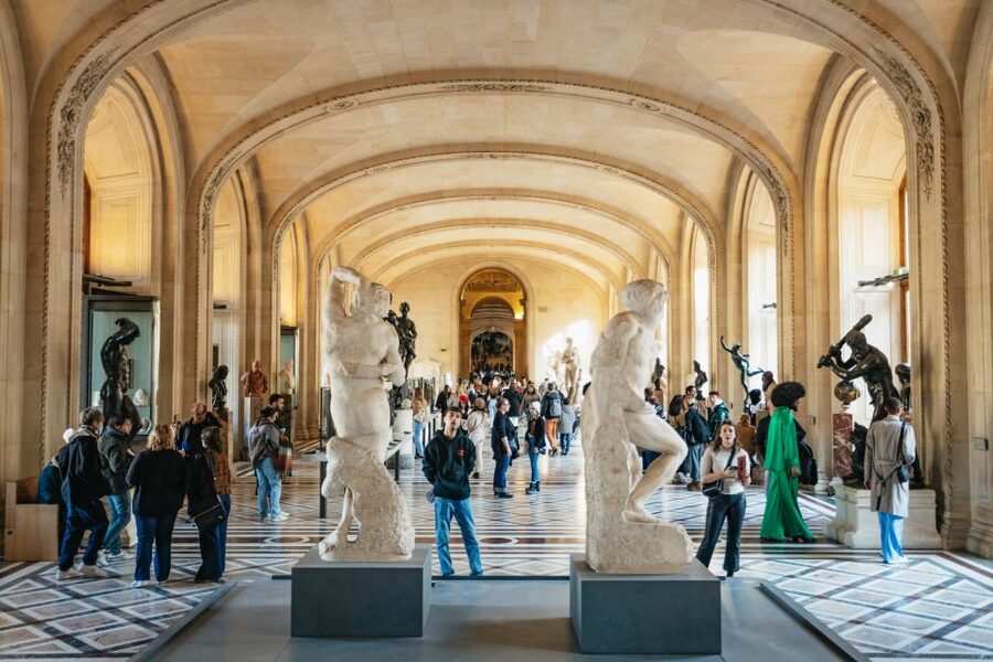 Paris: Louvre Museum Entry Ticket With Host and River Cruise - The Day’s Flow: A Route Through Paris Landmarks