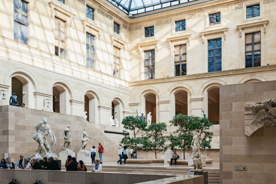 Paris: Louvre Museum Entry Ticket With Host and River Cruise - Benlux Meeting Point: The Part You Cannot Be Casual About