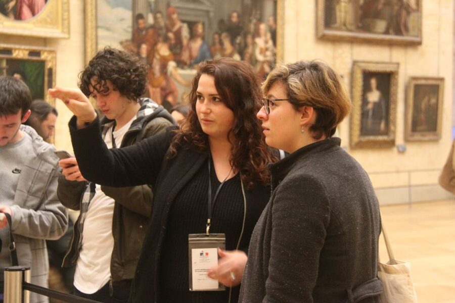 Paris: Louvre Museum Highlights and Mona Lisa Tour - Meeting at Arc du Carrousel, Getting In Fast, and Avoiding the Worst Delay