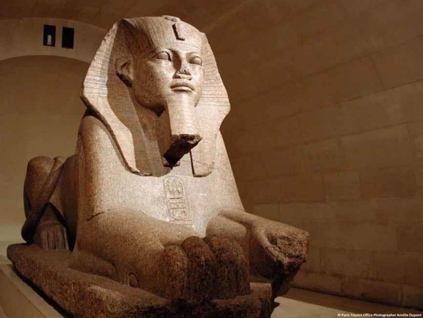 Paris: Louvre Museum Hosted Entry & Masterpieces Audio Guide - FAQ