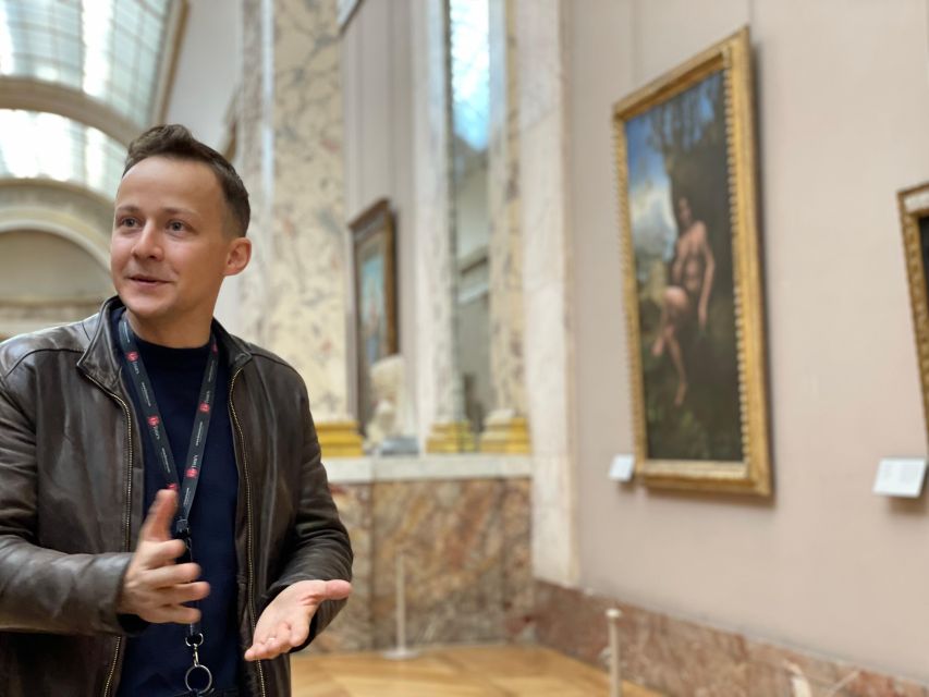 Paris: Louvre Museum Mona Lisa First Viewing Semi-Private - Small group size: why max 6 actually changes your experience