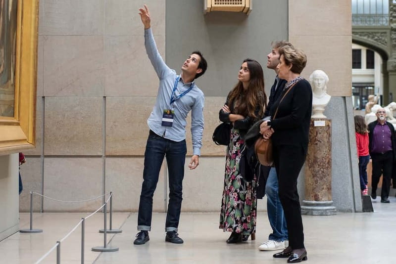 Paris: Louvre Must-See Tour with Reserved Entry Ticket - Staying after the tour: how to turn a guided intro into a real Louvre day