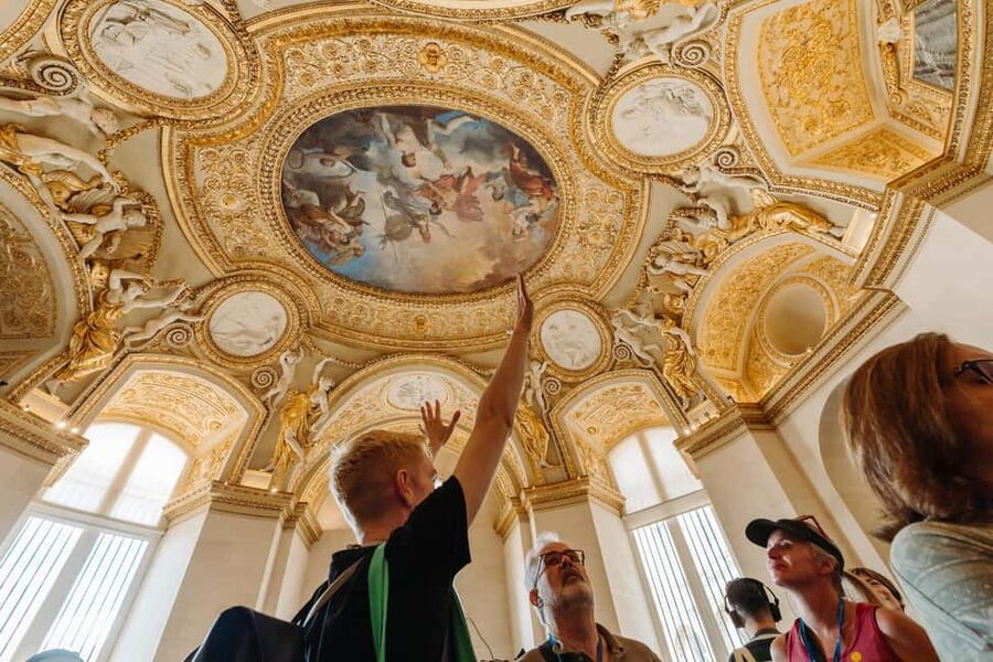 Paris: Louvre or Orsay, Eiffel Tower, City Walk & Cruise - Latin Quarter quick hit: a short guided taste before the Eiffel finale