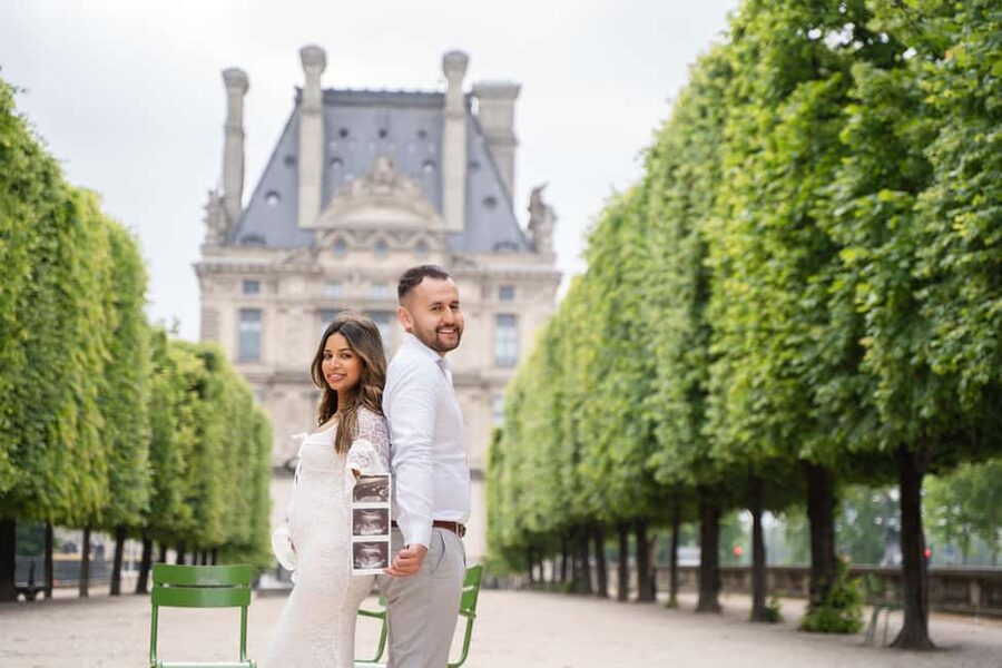 Paris: Louvre photoshoot or Seine bridges Eiffel Tower walk - Seine Bridges and Landmark Routes That Actually Save You Time