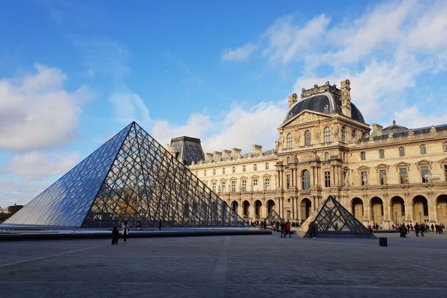 Paris: Louvre Reserved Ticket and River Cruise Combo - Email tickets, straight to the museum: your best first step