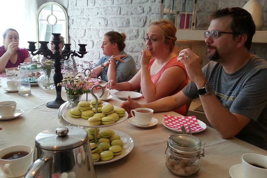 Paris: Macarons Class, Teatime and To-Go Box - Key Highlights That Matter