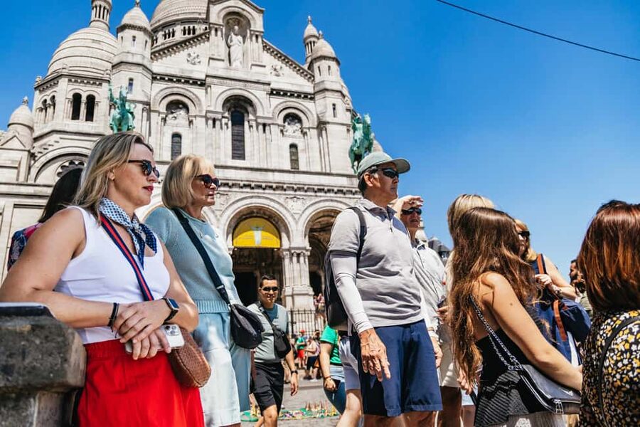 Paris: Montmartre Cheese, Wine & Pastry Guided Walking Tour - Place du Tertre: The Artist Square You Can Actually Taste