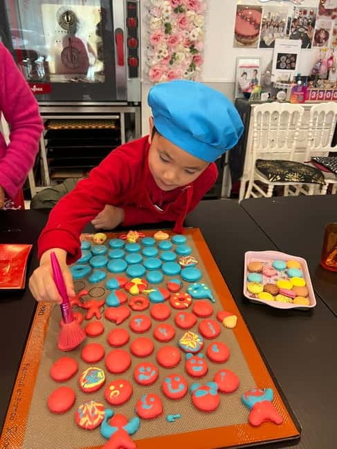 Paris: Montmartre Macaron Baking Workshop - Price and value, what $150 really buys you in skill and macarons