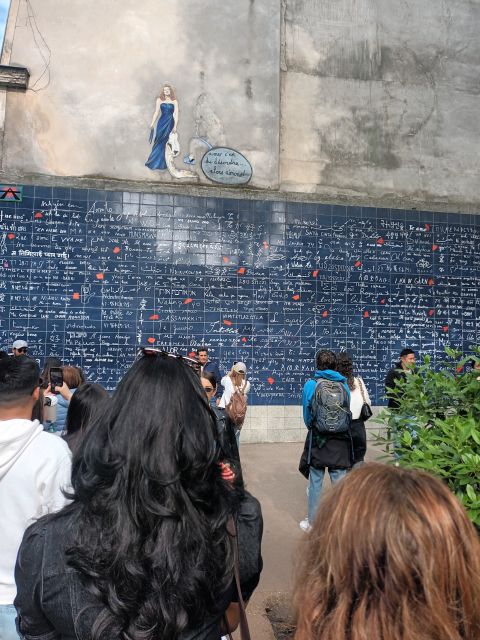 Paris: Montmartre Small Group Guided Walking Tour - Price and value, is $74 worth it for Sacré-Coeur and the art stops