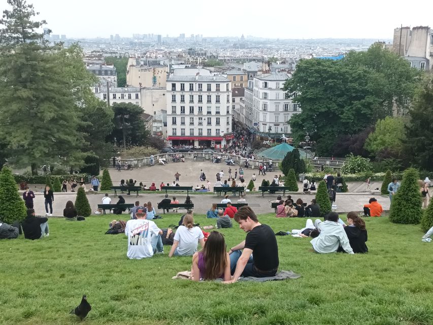 Paris: Montmartre Small Group Guided Walking Tour - Getting started at Anvers metro, then up the hill to Sacré-Coeur