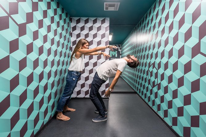 Paris Museum of Illusions Entry Ticket - Paris Museum of Illusions Ticket Review: A 1-Hour Optical Illusions Stop