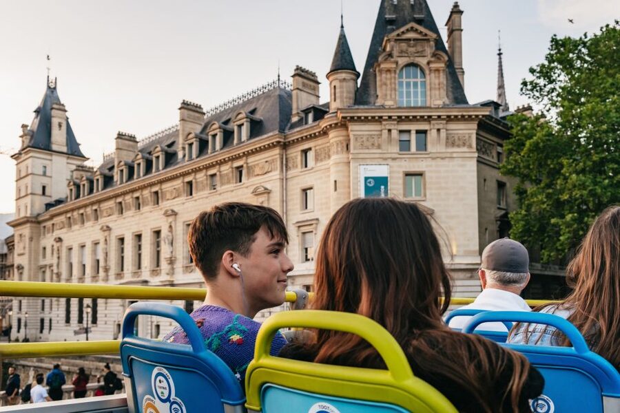 Paris: Night Bus Tour with Audioguide - Key things I’d mark on your mental map