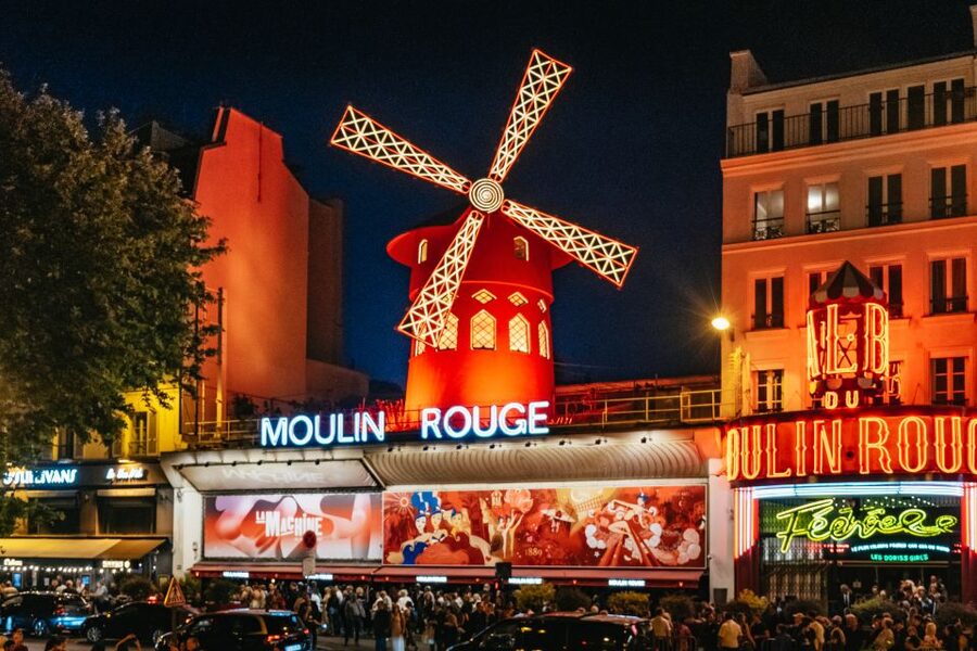 Paris: Night Bus Tour with Audioguide - Riding setup: eco-friendly open-top views, Wi-Fi, and audio that keeps you moving