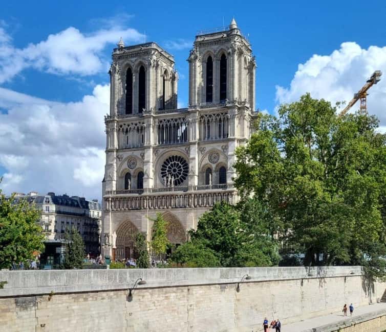 Paris: Notre Dame Exterior, Latin Quarter Tour and Pantheon - Notre-Dame exterior after the 2019 fire: what to notice while you look
