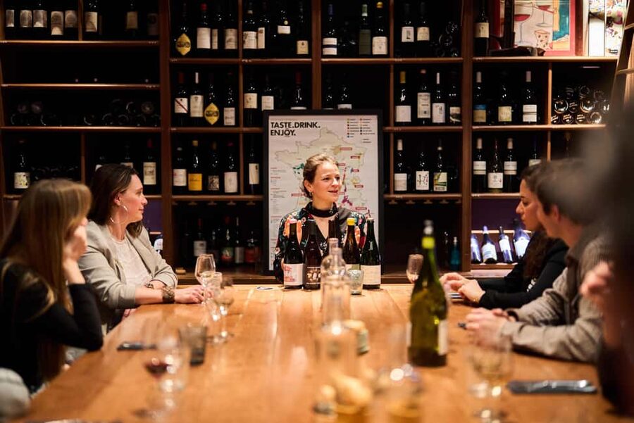 Paris: O Chateau's Wine Tasting Dinner - A 90-minute Paris wine tasting dinner with four pairings
