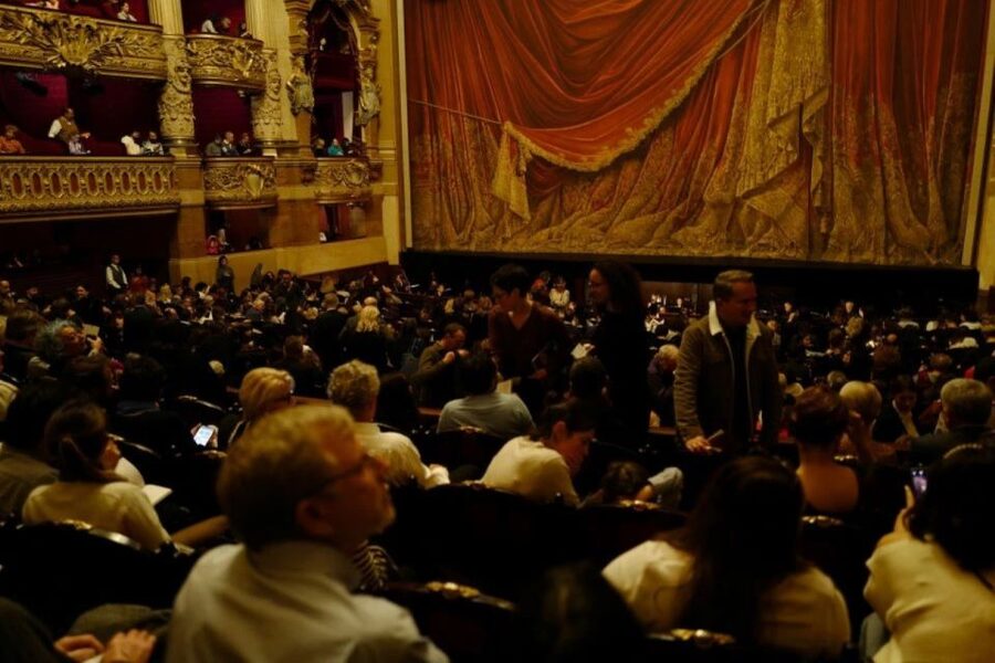 Paris: Opera Garnier and Seine River Cruise Tickets - 1-Hour Seine Cruise: Audio-Guided Sights Without the Walking Fatigue