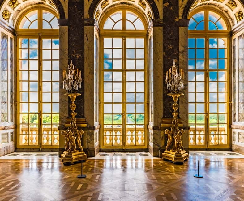 Paris: Palace of Versailles Guided Tour with Bus Transfers - Value Check: Is This Versailles Tour Worth $101?