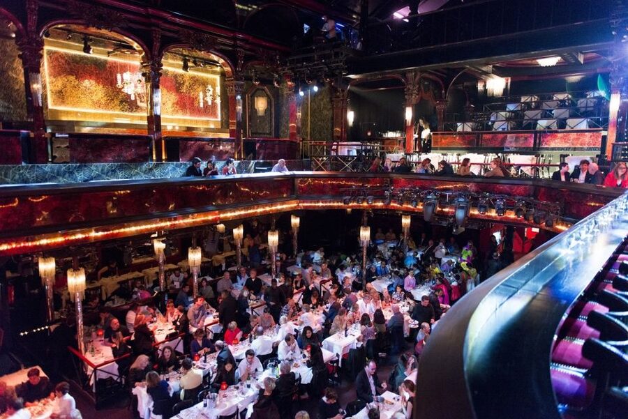 Paris: Paradis Latin Cabaret Show with Optional Champagne - Champagne Option, Drinks Timing, and Seats That Actually Matter