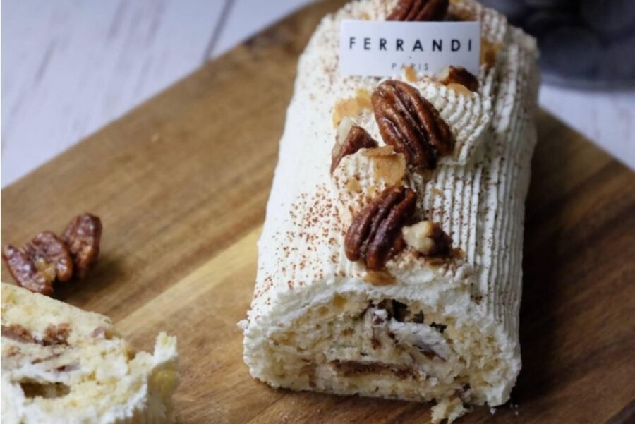Paris: Pastry Class with Ferrandi Chef at Galeries Lafayette - What you get included: apron, chef hat, and the recipe