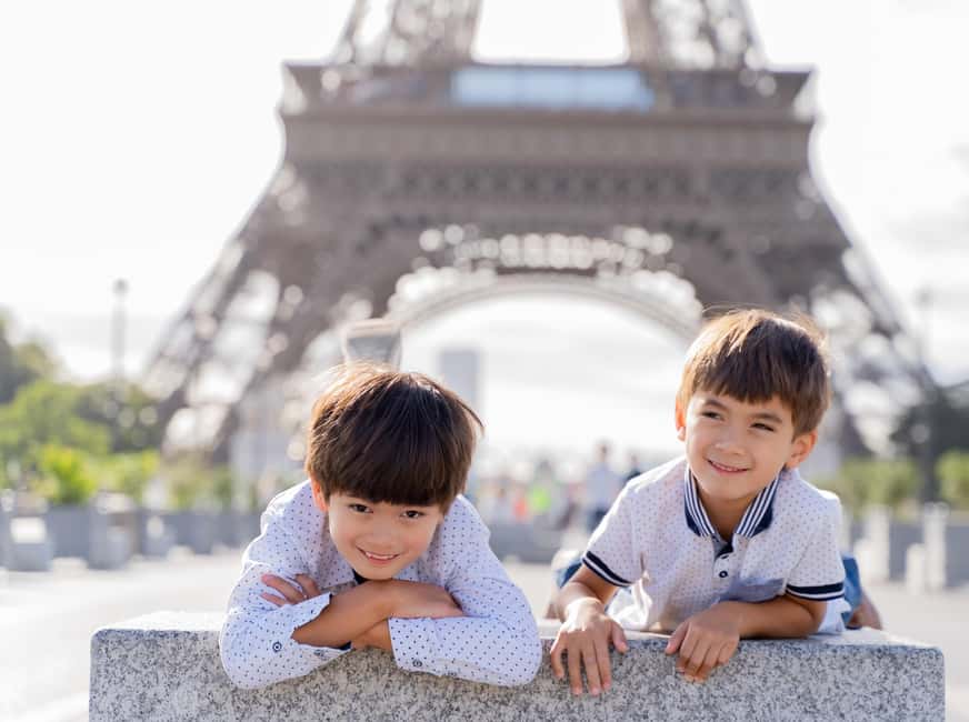 Paris: Premium Photoshoot with Iconic Eiffel Tower Views - Key Things You Should Know Before You Go
