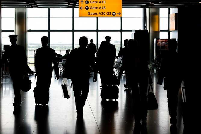 Paris Private Departure Transfer Hotel to CDG or ORLY Airports - Arriving at the Airport Terminal: Better Than Guessing With Bags